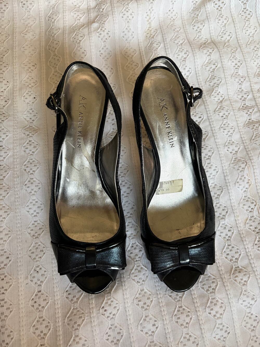 AK Anne Klein Eloise Black Peep Toe Slingback Heels Bow Women's Size 6.5
